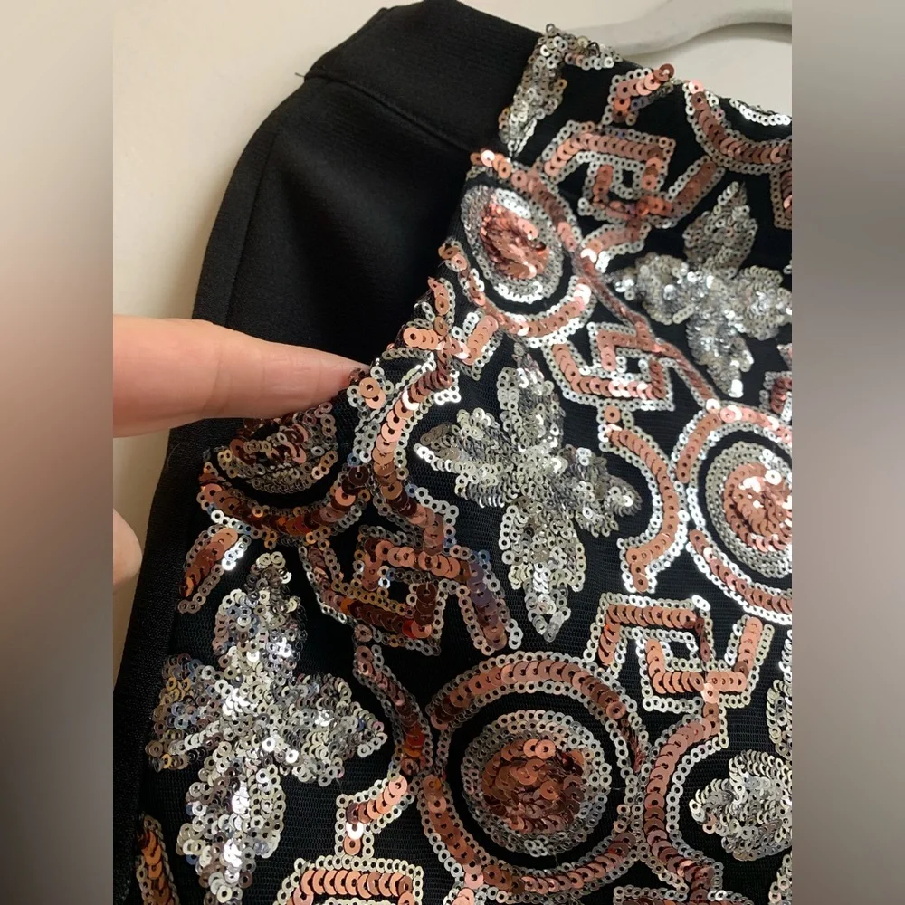 AFTER MARKET Sequins Embellished A-line Mini Skirt Stretch With Pockets NWOT L